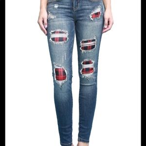 Judy Blue Buffalo Plaid Md Rise Jeans